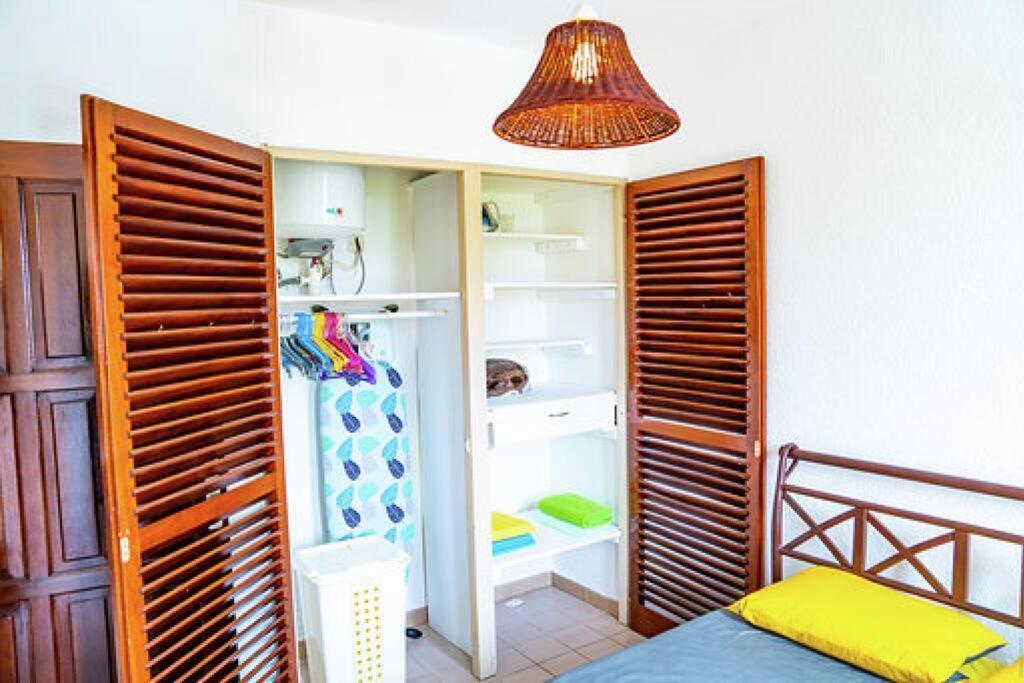 Bel Appartement T2 * Netflix * Terrasse* Parking Kourou Exterior foto